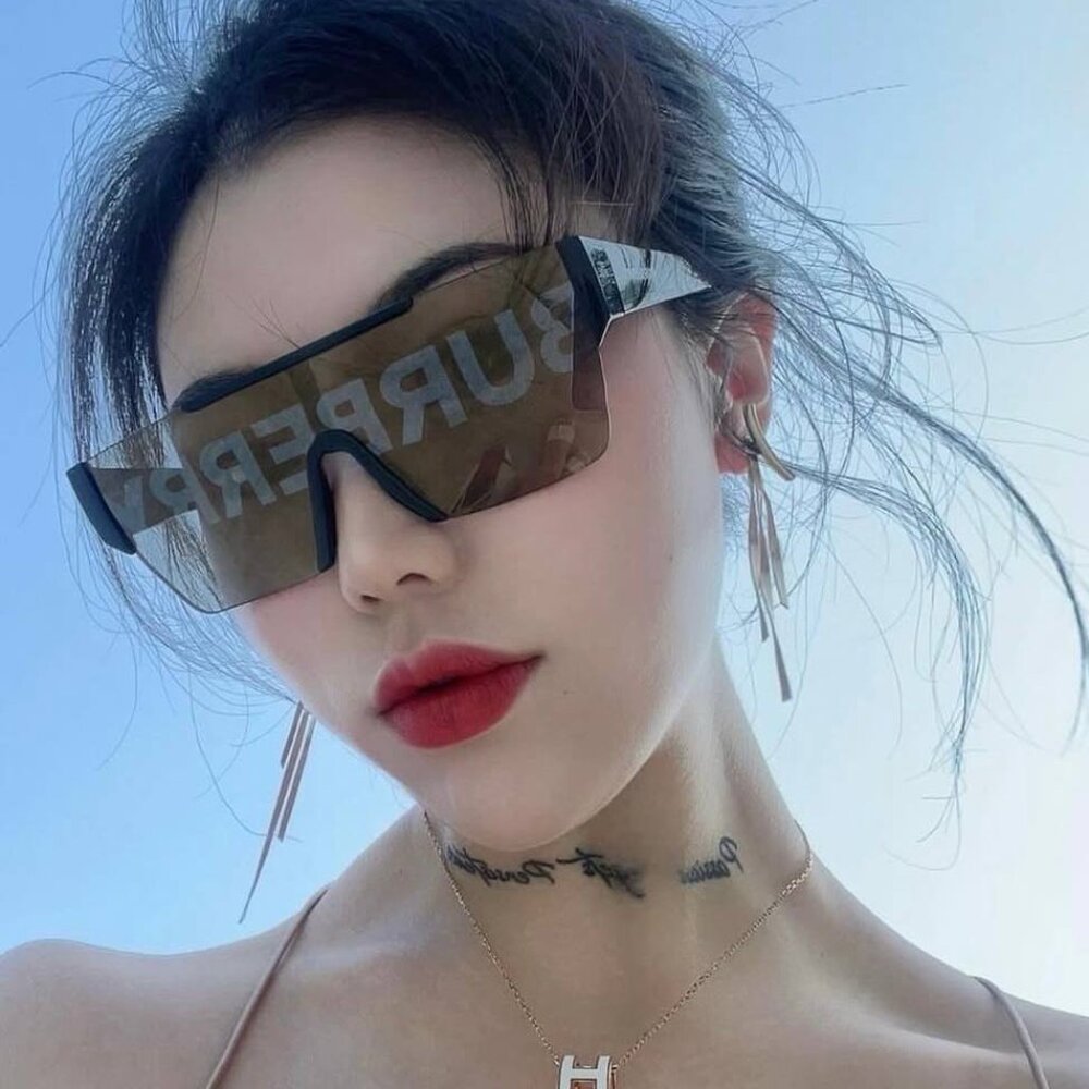 Burberry BE4291 3001/G Sunglasses Black Shield Frame, Grey Lenses